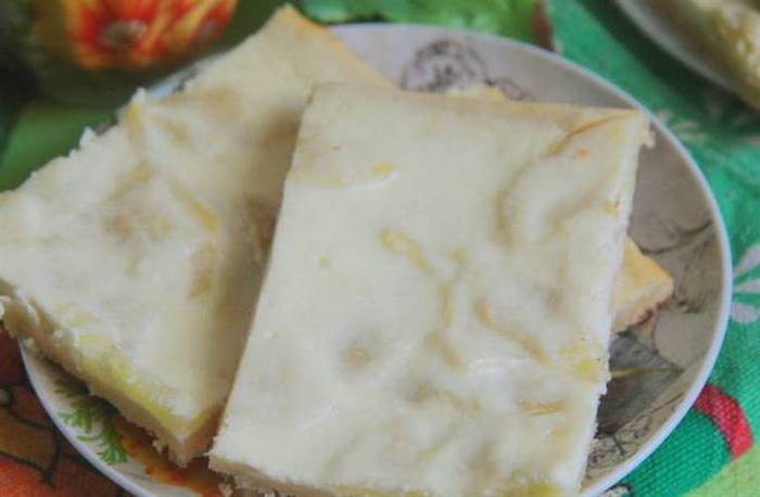 Пиріг із яблуками з листкового тіста в духовці